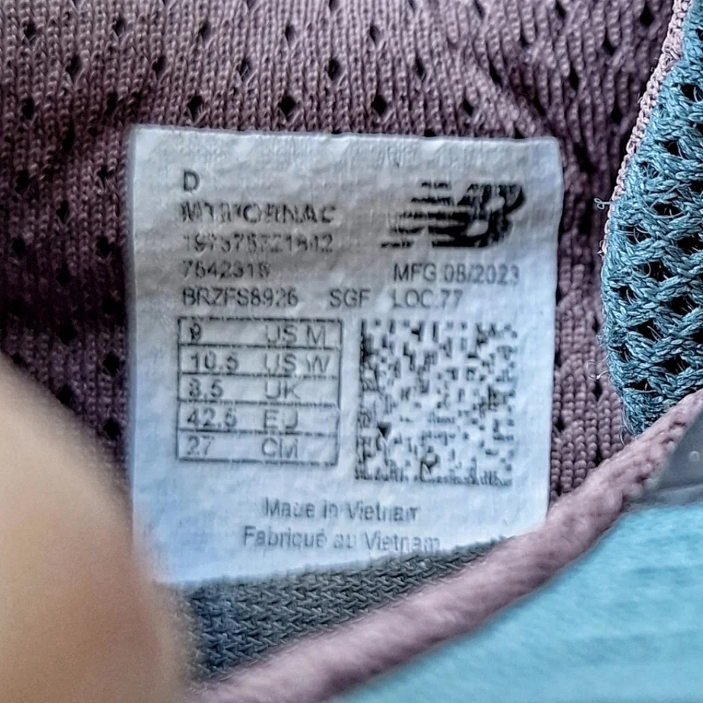 New Balance Fresh Foam X More V3 Trail Running Shoes MTMORNAD Mens 9 Women 10.5 - Picture 8 of 10